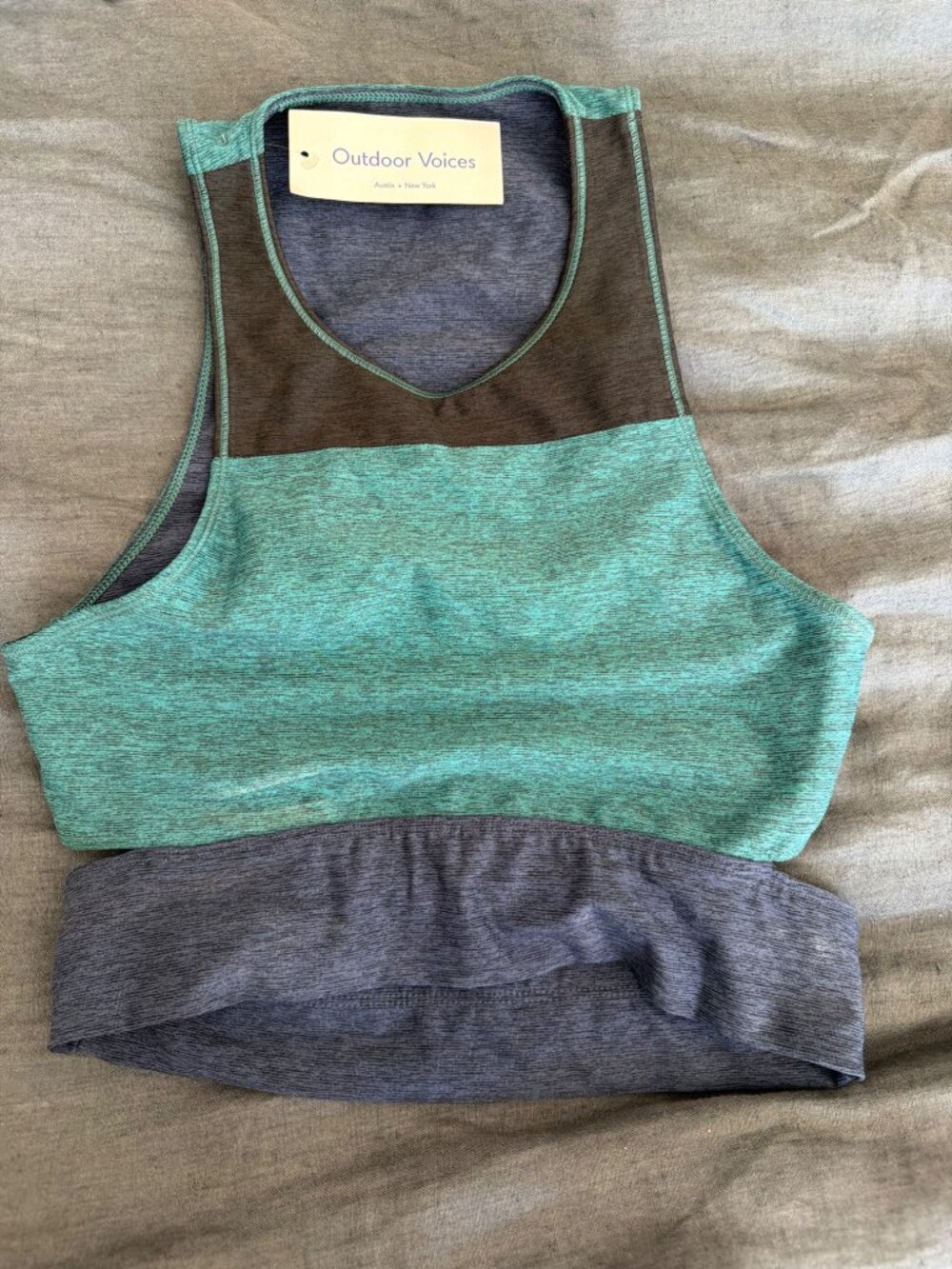 **Outdoor Voices Slashback Crop Sports Bra Teal Navy Size Small NWT**
